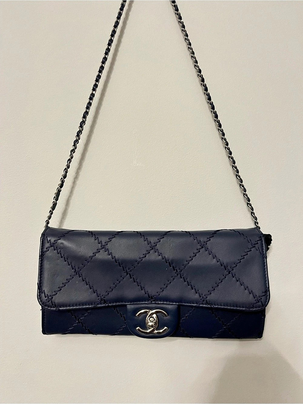 Chanel Wallet On Chain Quilted Blue Like New